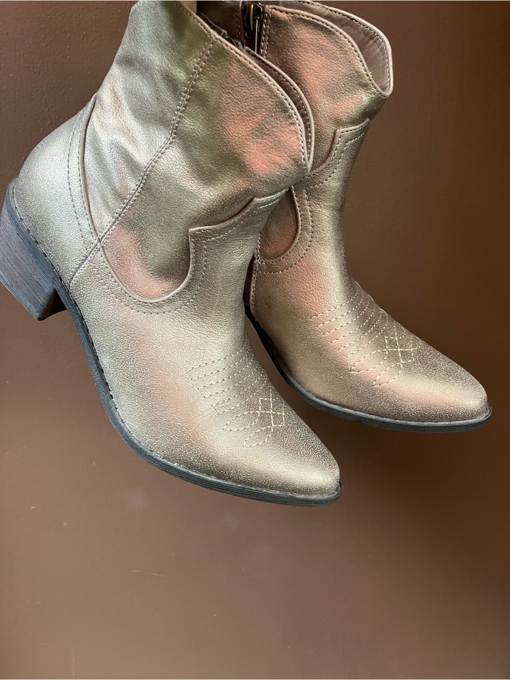 MIA Metallic Gold Women's Western Ankle Boots Size 9